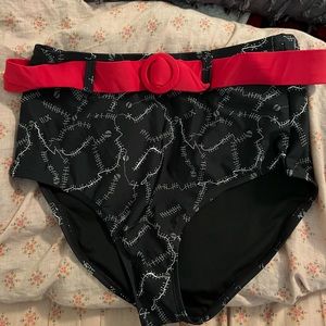 Large Unique Vintage Black Spooky Stitches Belted Redondo Swim Bottoms